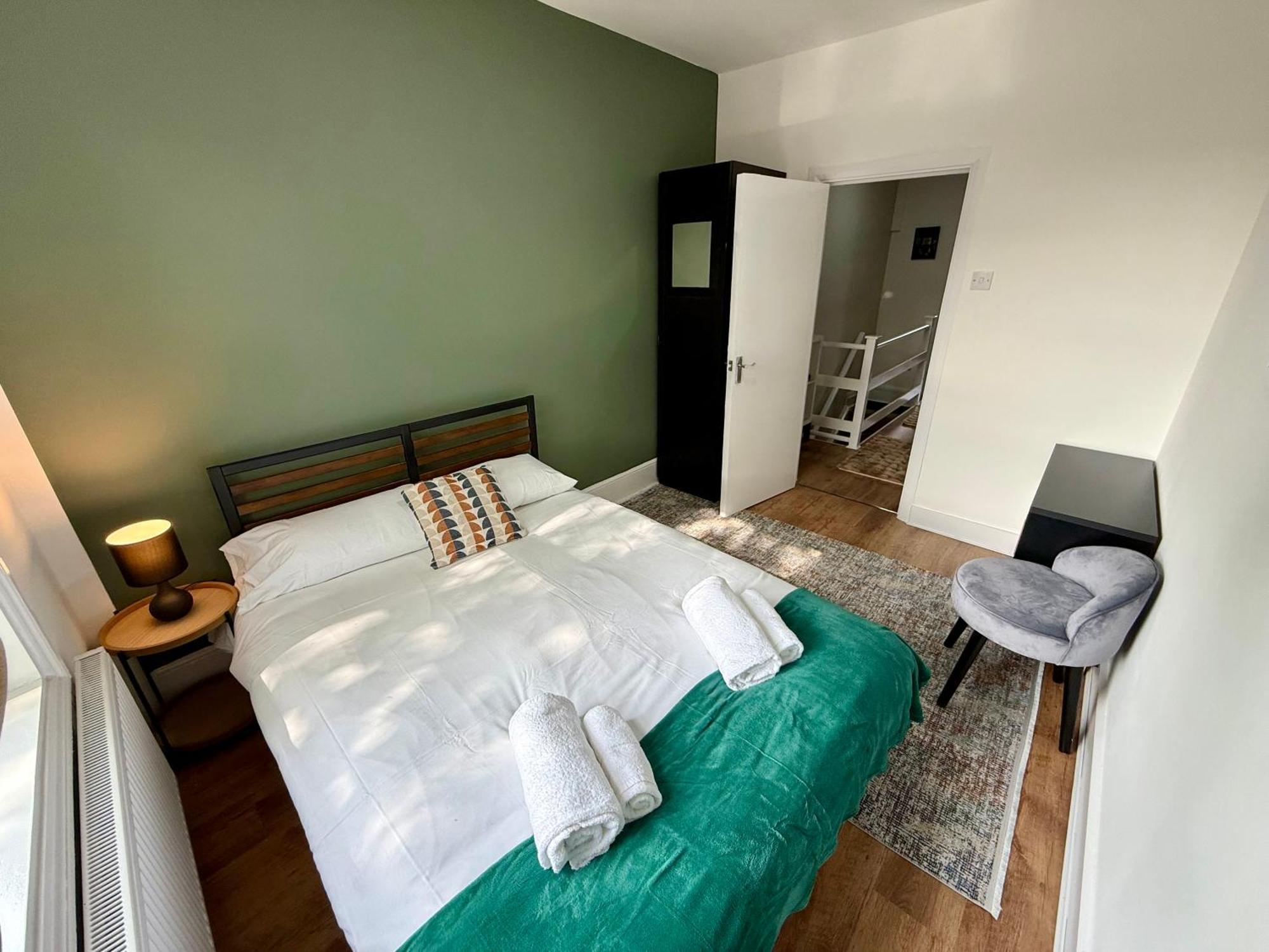 The Walthamstow Apartment *