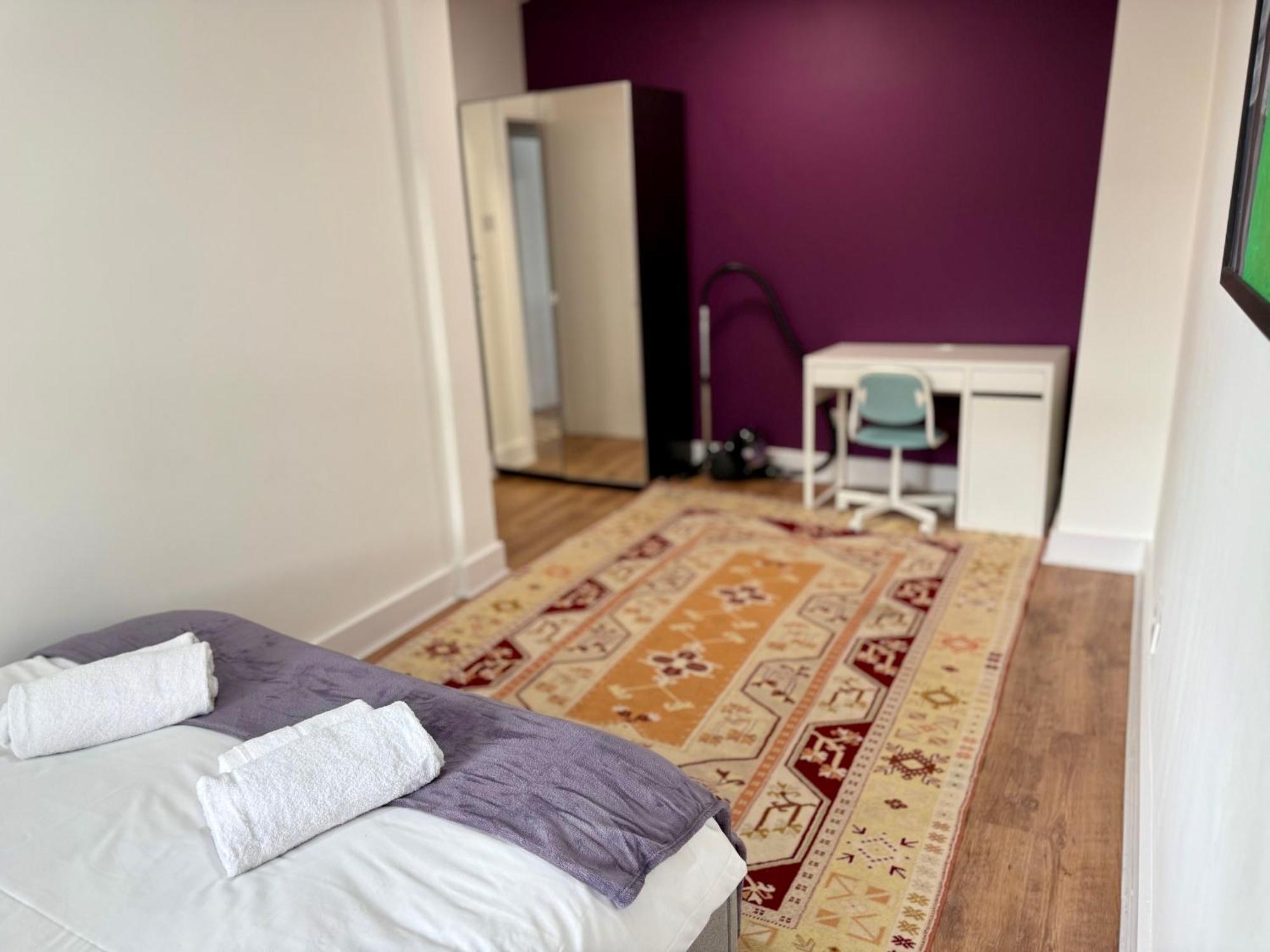The Walthamstow Apartment *